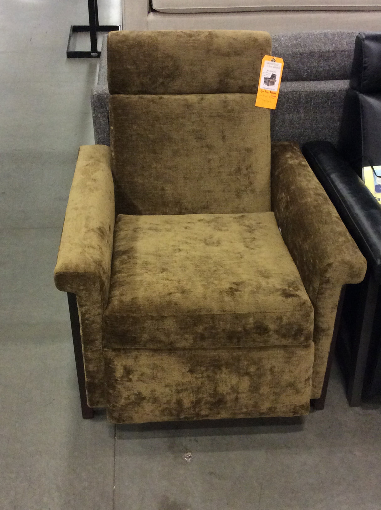 Mitchell Gold + Bob Williams Arlen Electric Recliner with Vintage Chenille