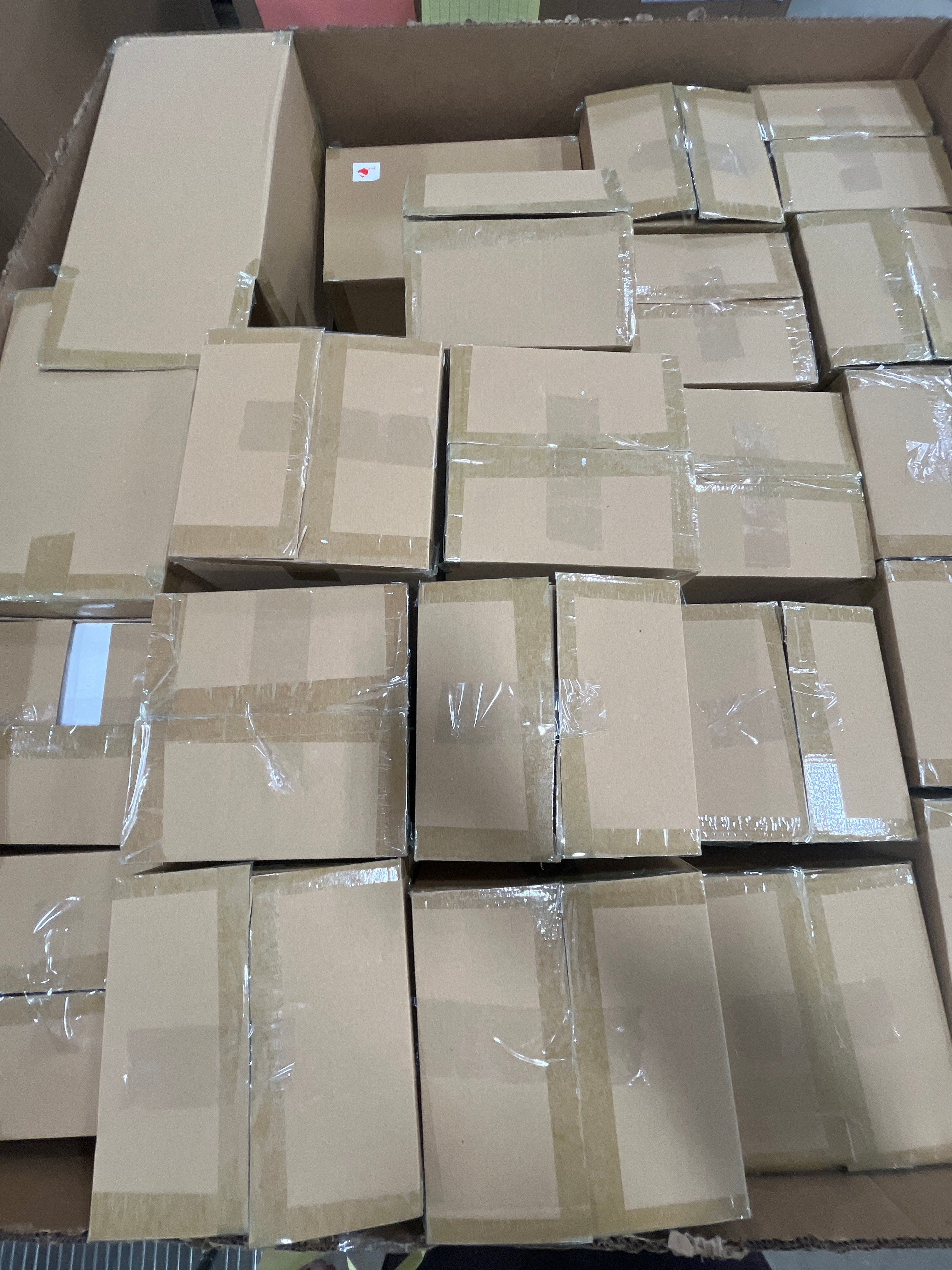 Assorted Large Vases: 85% Off Original Retail (G58144)