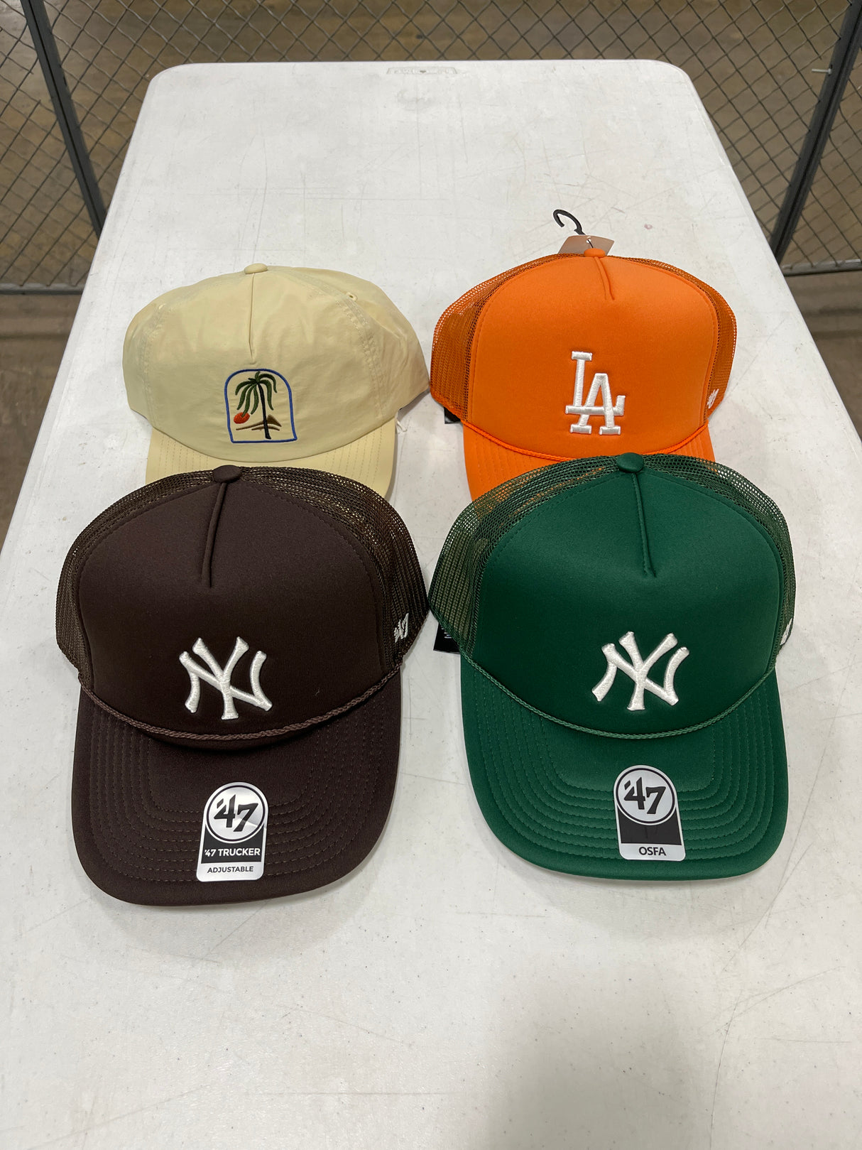 Assorted Men's Baseball Hats: 90% Off Original Retail (G59108)