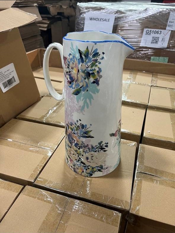 Large Vases: 85% Off Original Retail (G49955)