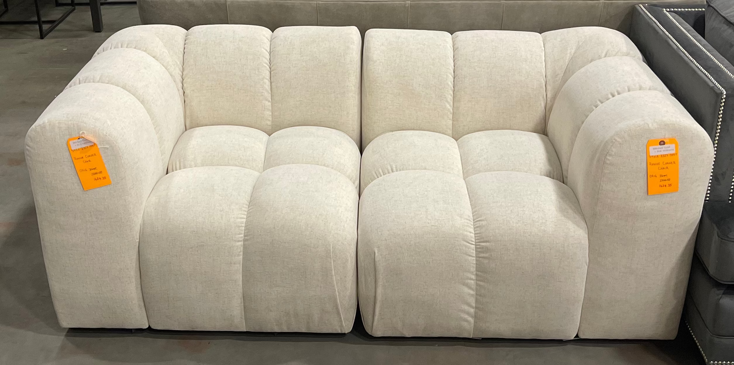 Mitchell Gold + Bob Williams Roscoe Corner Chair (2 pc)