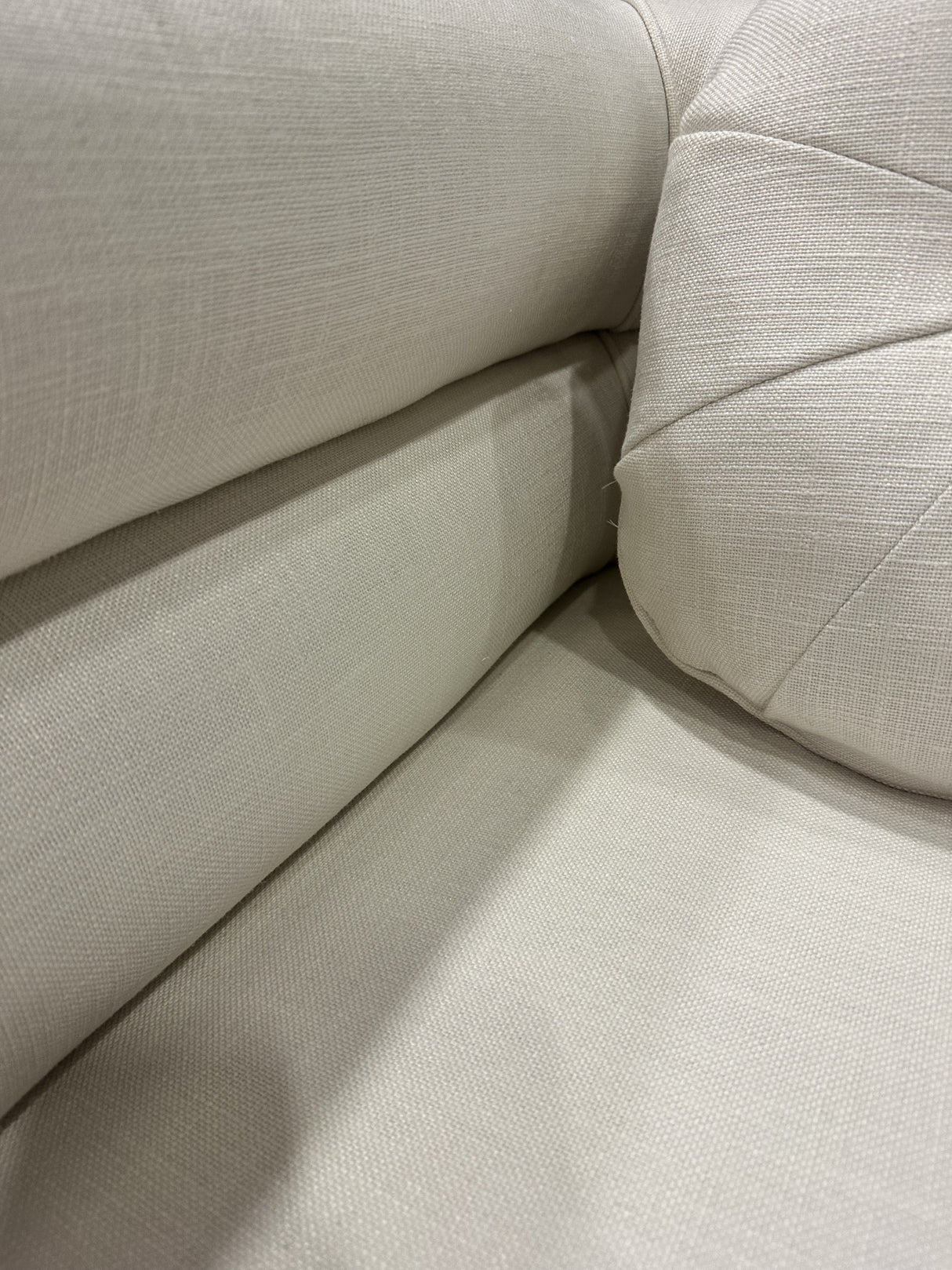 Mitchell Gold + Bob Williams Lucy 75' Sofa w/ Performance Linen - 65% Off Retail Price